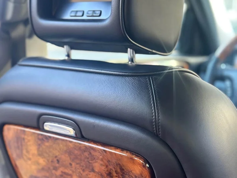 Jaguar XJ — фото 14