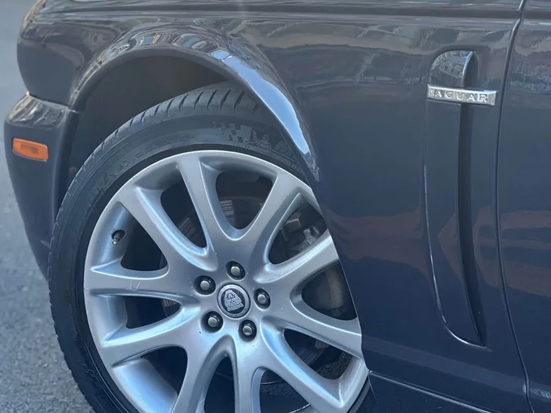 Jaguar XJ — фото 3