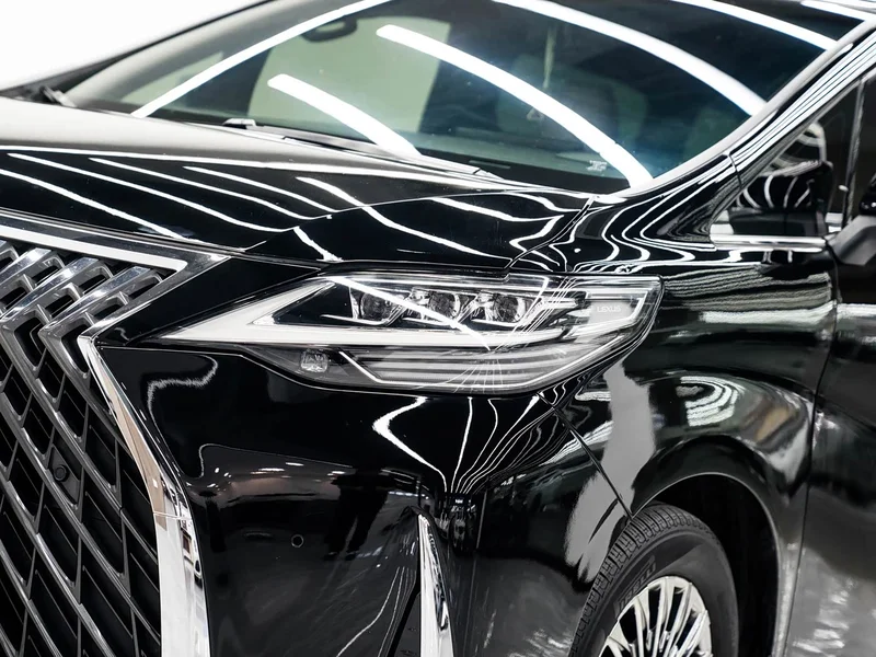 Lexus LM — фото 11