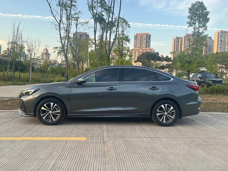 Changan Eado — фото 4