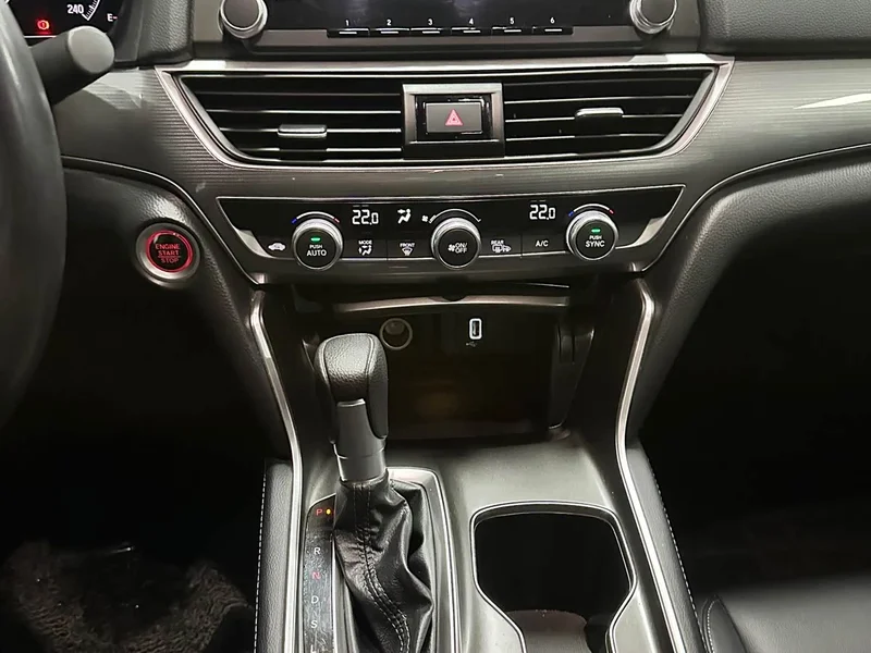 Honda Accord — фото 13