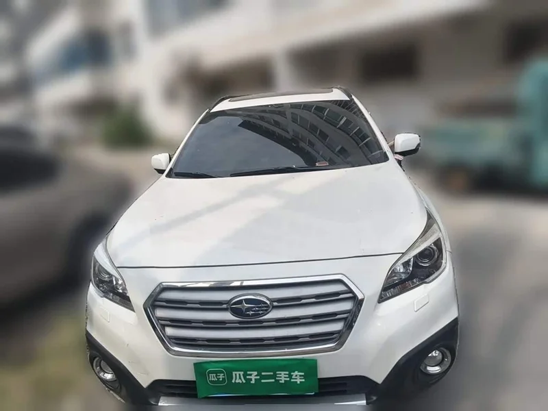 Subaru Outback — фото 2