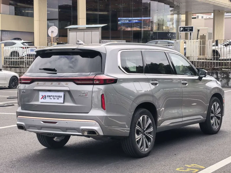 Exeed Lanyue — фото 15