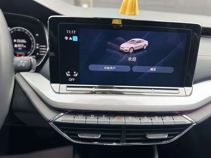 Volkswagen Octavia — фото 15