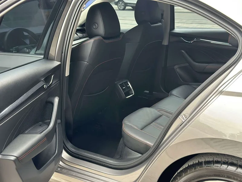 Volkswagen Octavia — фото 18