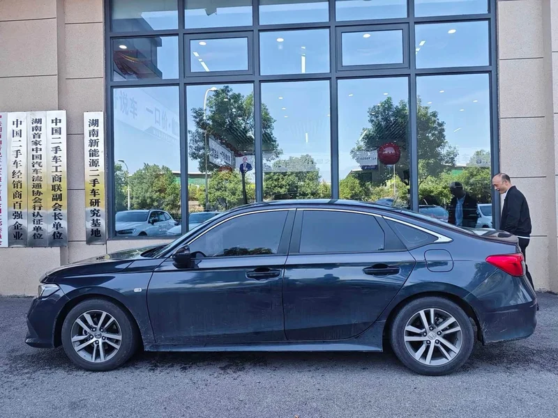 Honda Civic — фото 9