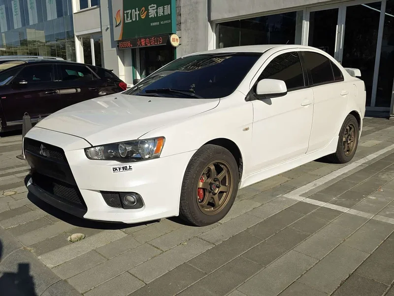 Mitsubishi Lancer EX — фото 2