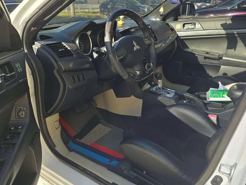 Mitsubishi Lancer EX — фото 7