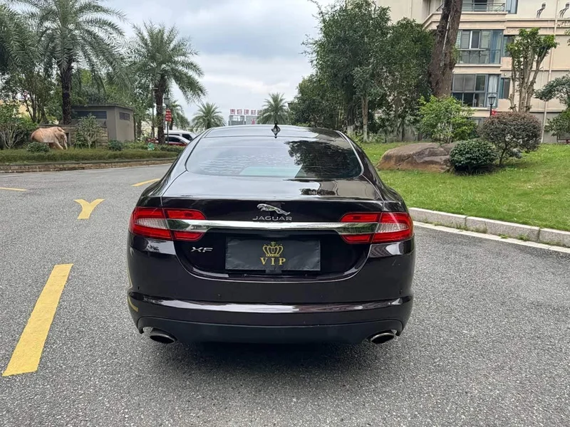 Jaguar XF — фото 5