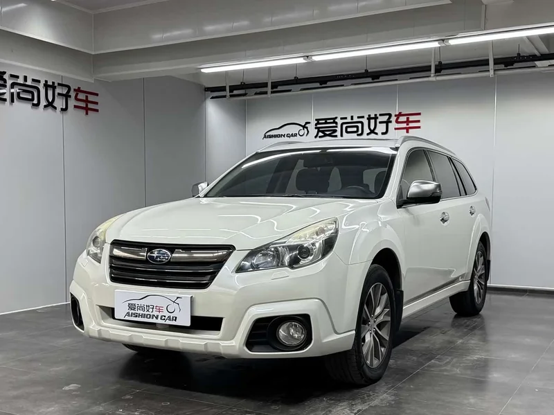 Subaru Outback — фото 1