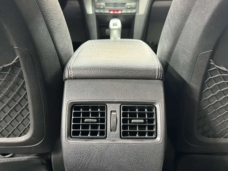 Subaru Outback — фото 16