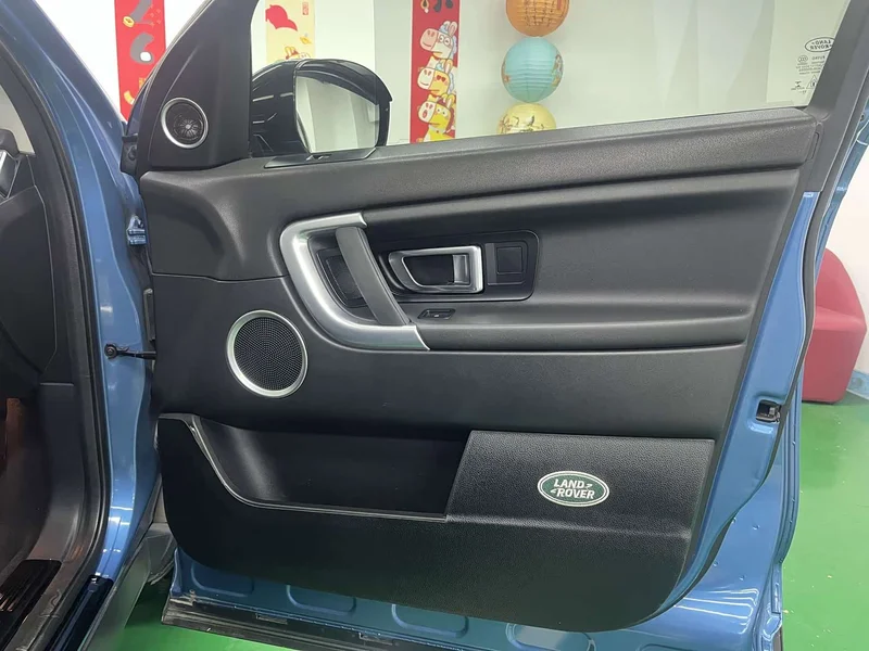 Land Rover Discovery — фото 10