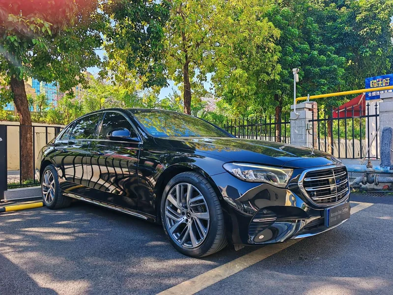 Mercedes-Benz E-Class — фото 5