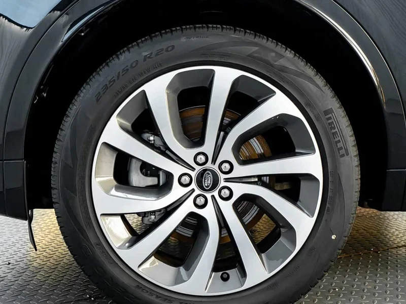 Land Rover Discovery — фото 10
