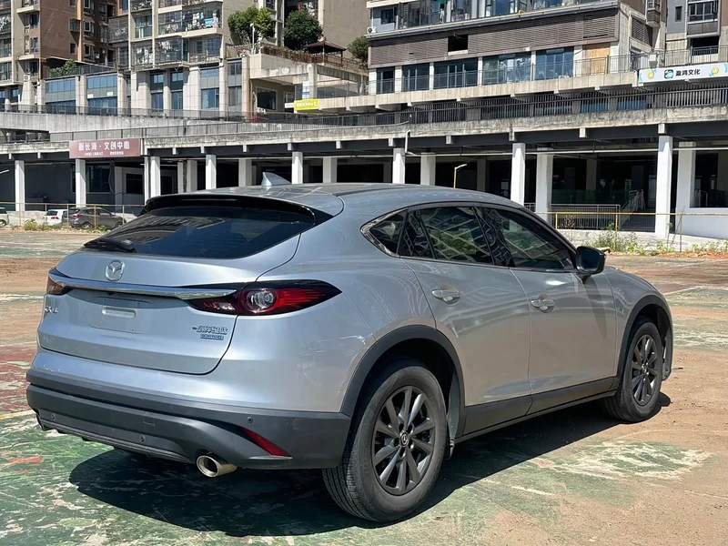 Mazda CX-4 — фото 15