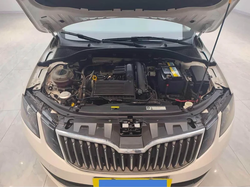 Volkswagen Octavia — фото 14