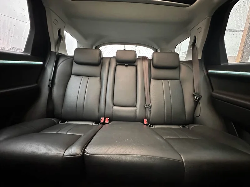 Land Rover Discovery — фото 13