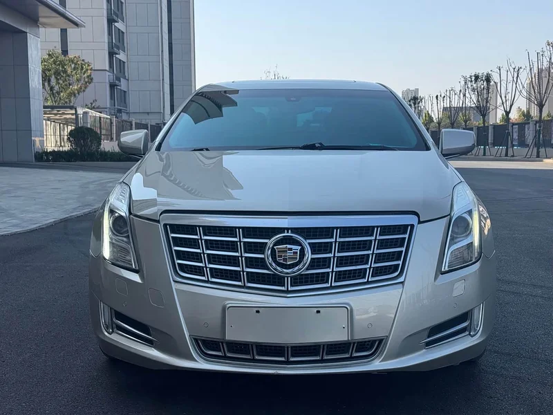 Cadillac XTS — фото 3