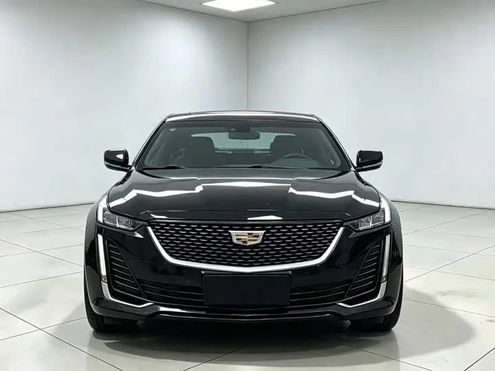 Cadillac CT5 — фото 2