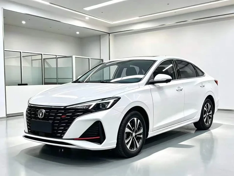 Changan Eado — фото 1