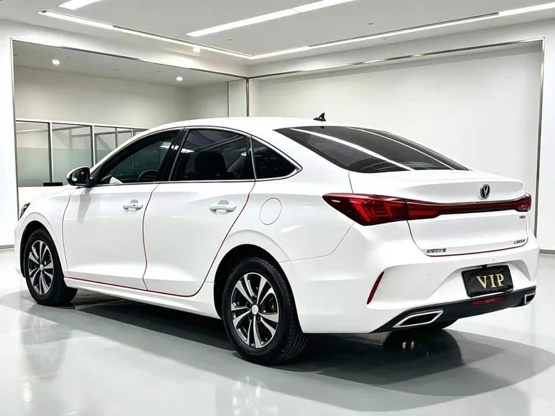 Changan Eado — фото 7