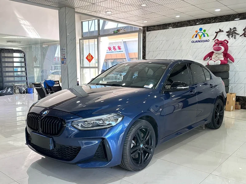BMW 1-Series — фото 1