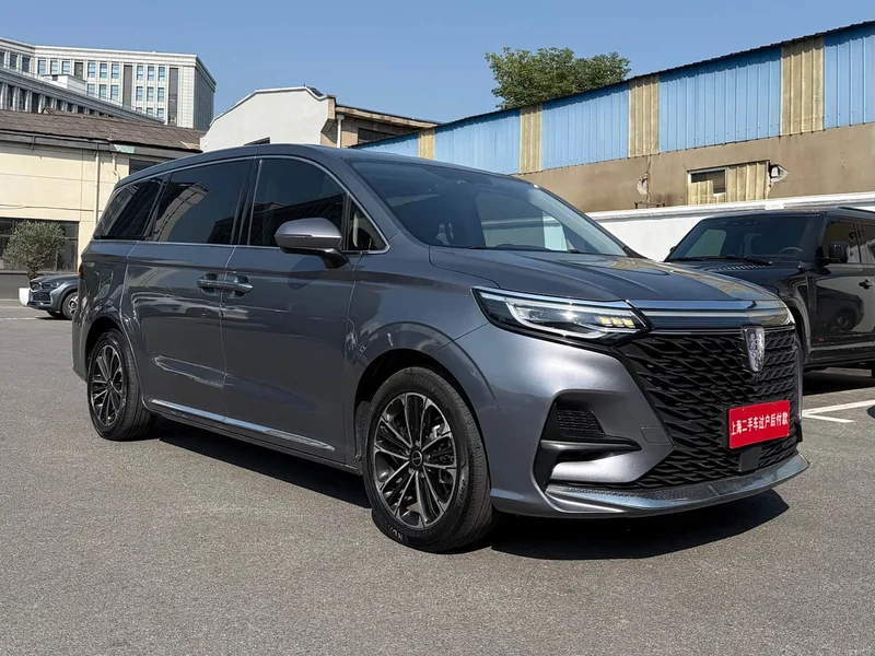 Roewe iMAX8 — фото 12