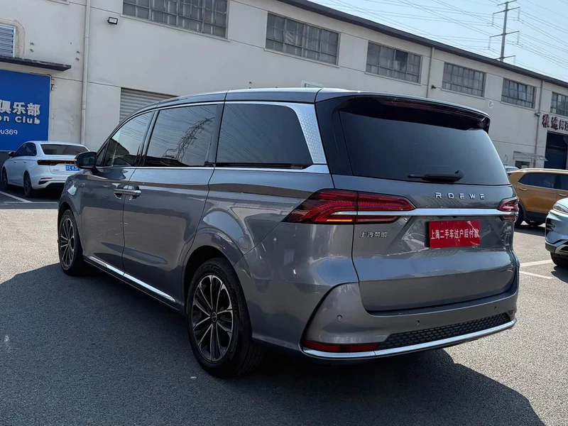 Roewe iMAX8 — фото 18