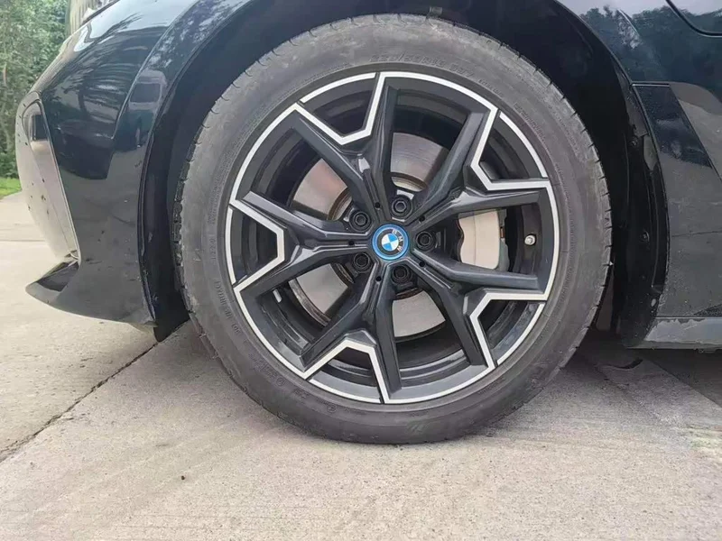 BMW i3 — фото 15