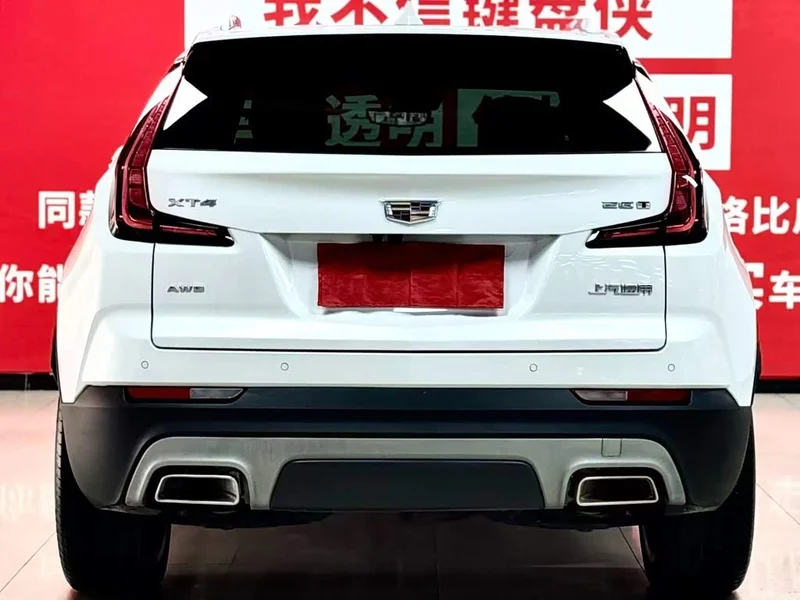 Cadillac XT4 — фото 6