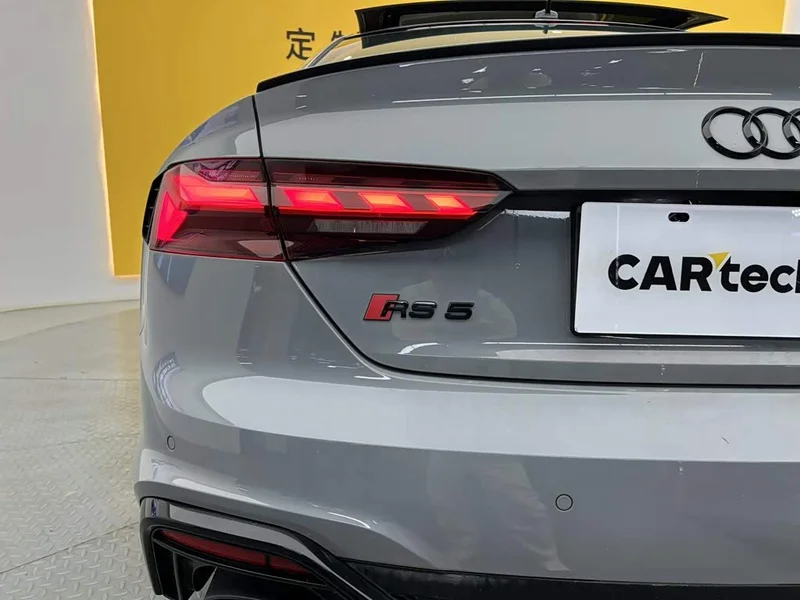 Audi RS 5 — фото 11