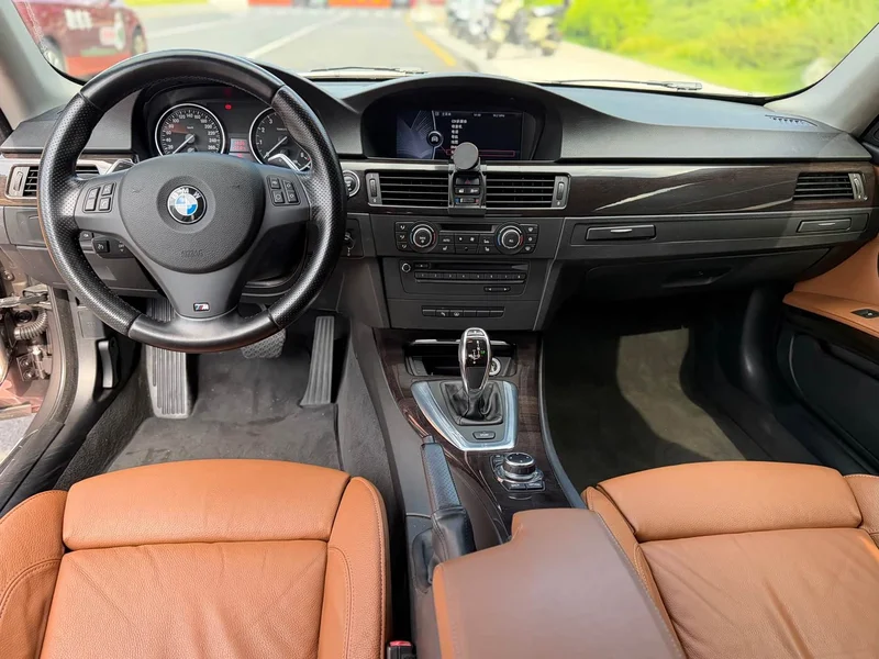 BMW 3-Series — фото 12