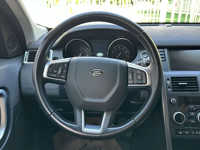 Land Rover Discovery — фото 14