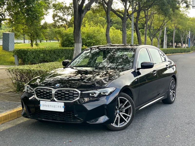 BMW 3-Series — фото 1