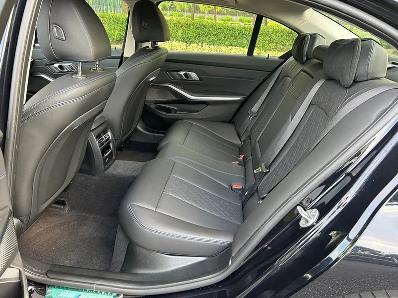 BMW 3-Series — фото 12
