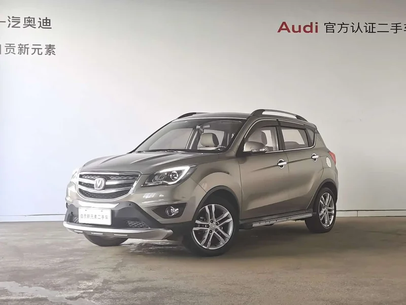 Changan CS35 — фото 1