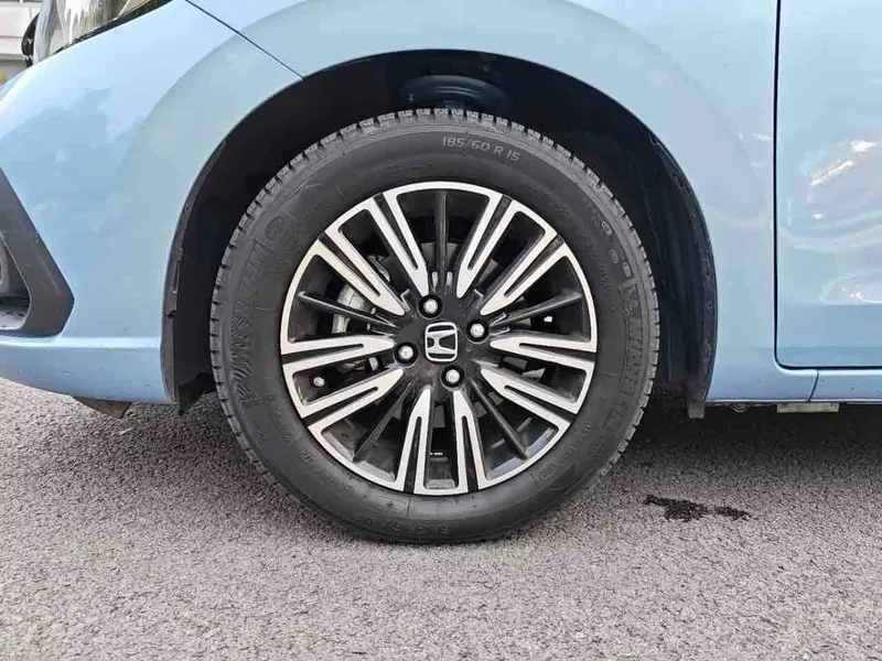 Honda Fit — фото 32