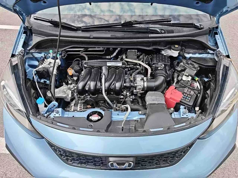 Honda Fit — фото 8