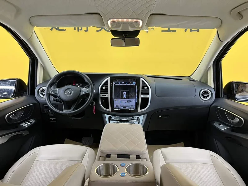 Mercedes-Benz Vito — фото 13