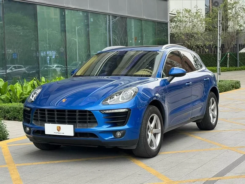 Porsche Macan — фото 1