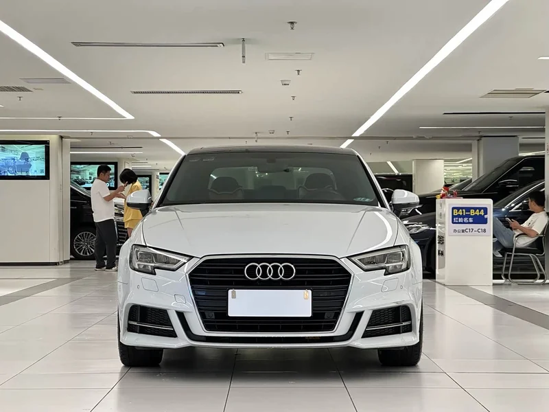 Audi A3 — фото 2