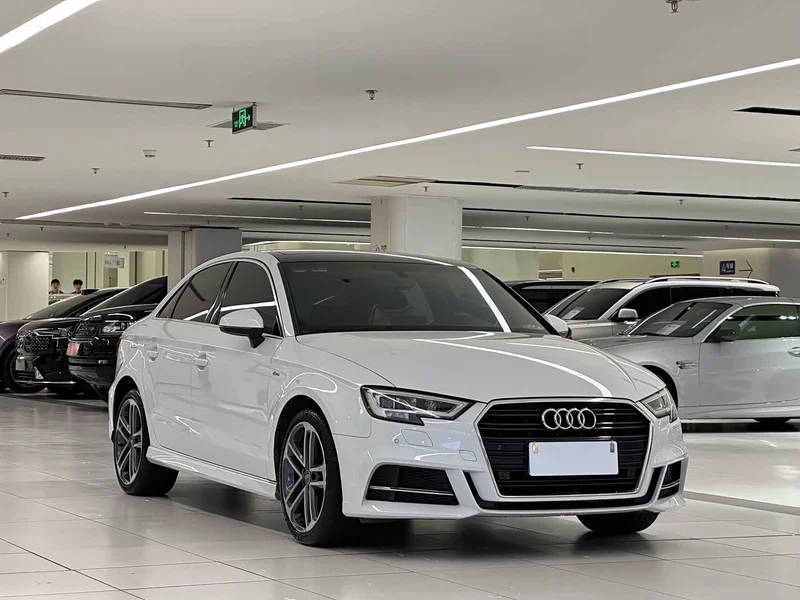 Audi A3 — фото 3