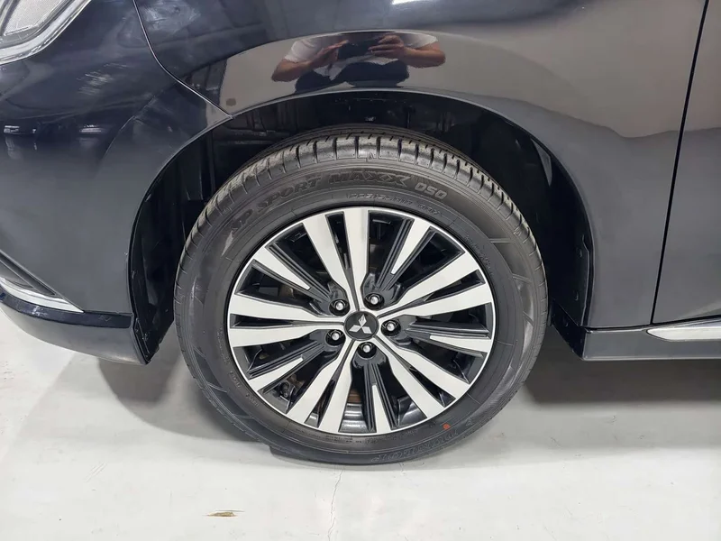 Mitsubishi Outlander — фото 11