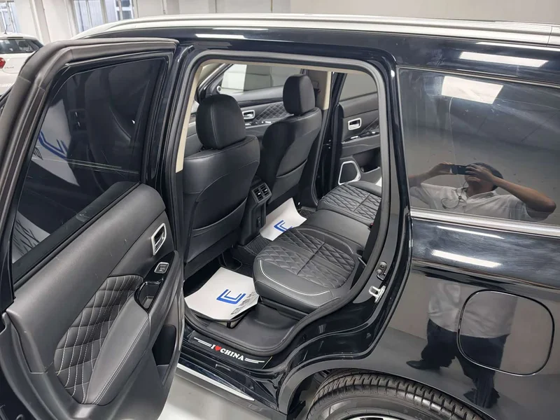 Mitsubishi Outlander — фото 16