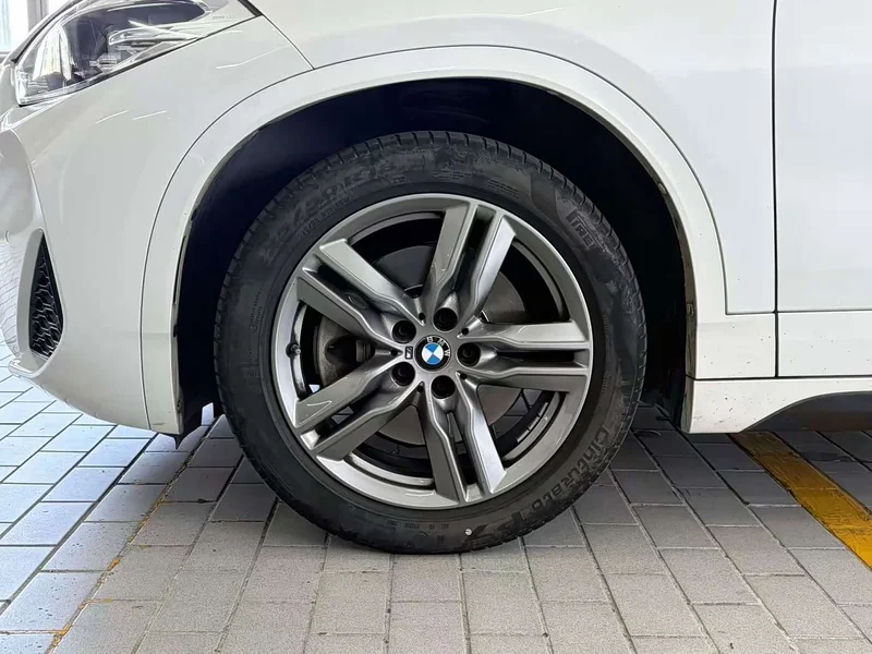 BMW X2 — фото 11