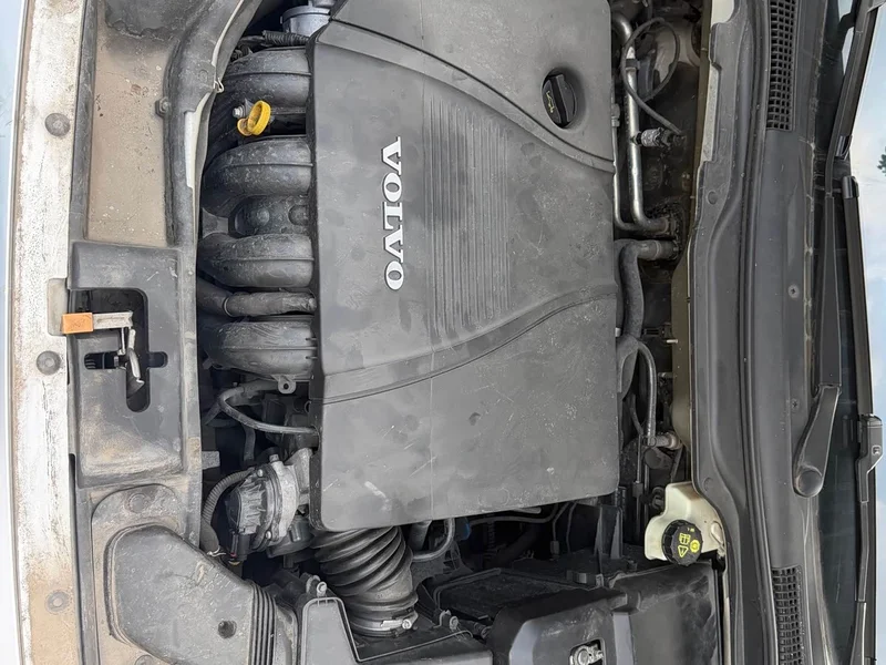 Volvo S40 — фото 10
