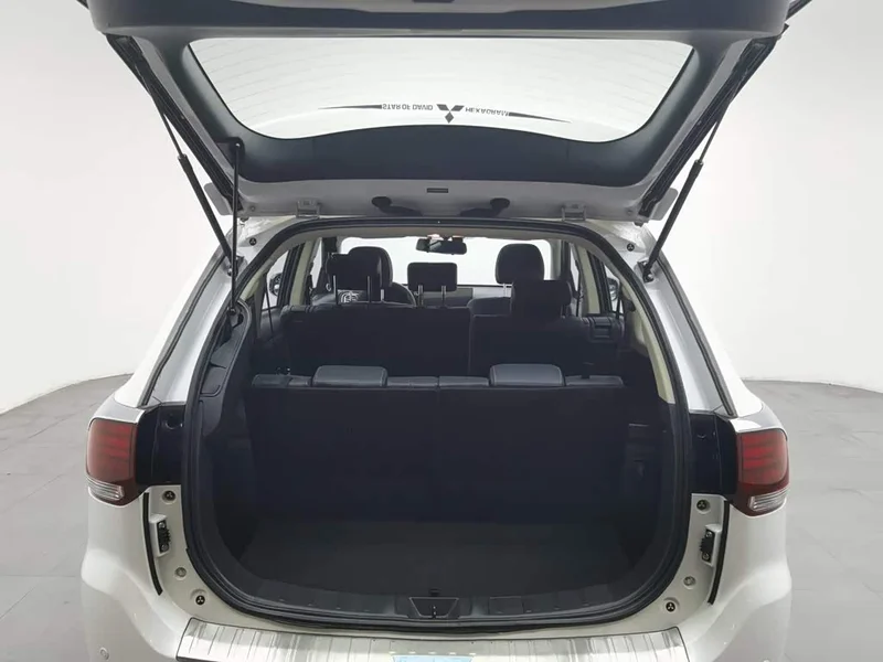 Mitsubishi Outlander — фото 16