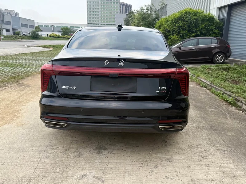 Hongqi H5 — фото 15