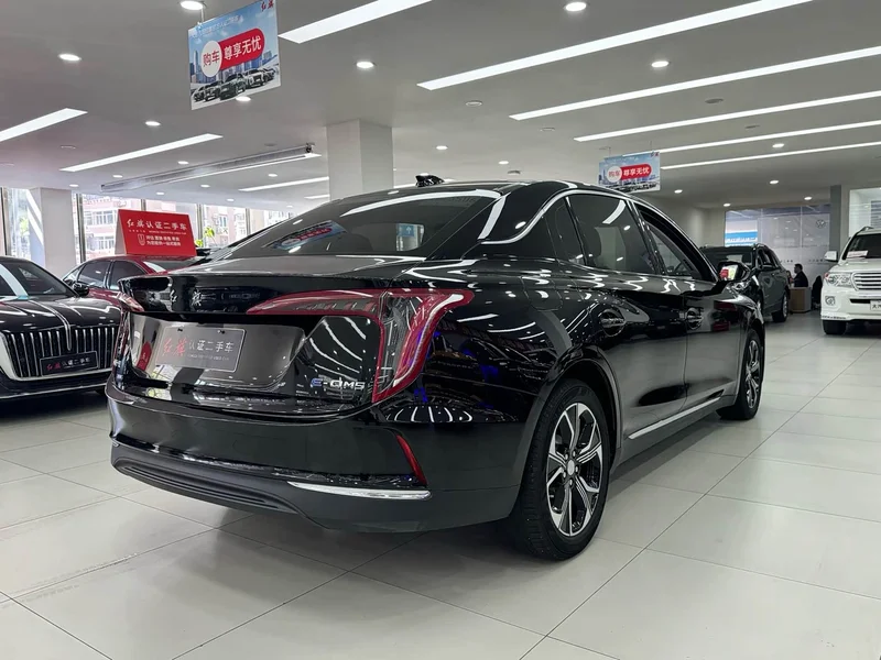 Hongqi E-QM5 — фото 10