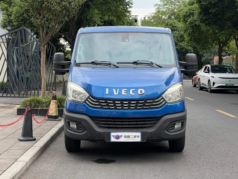 Iveco Eurocargo — фото 2